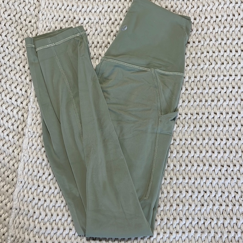 Sage green align 25" with pockets
